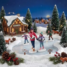 42324 - Skating Sisters, Set Of 2